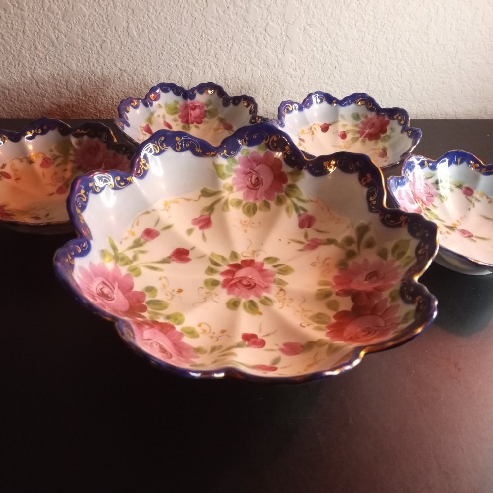 VTG Floral & Gilded Likely German 9" Berry Bowl with Four 5" Serveware Set of 5